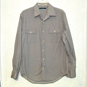 Perry Ellis, 100% cotton grey button front shirt with front pockets size medium